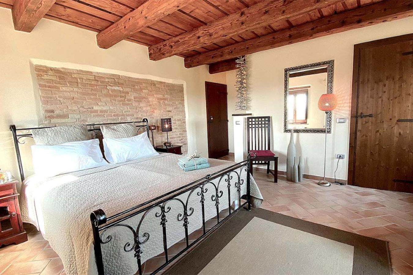 Bed And Breakfast La Vecchia Scuola Montefano Exterior photo