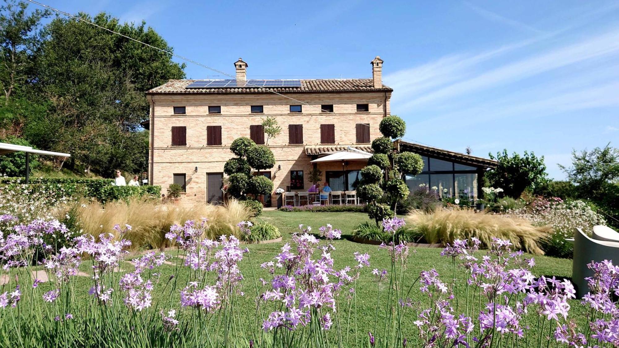 Bed And Breakfast La Vecchia Scuola Montefano Exterior photo